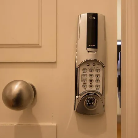 Stylish Centre In Cais Do Sodre, Lisbon, Near Nightlife & Metro, 1b - Ttl281 Apartman Lisboa