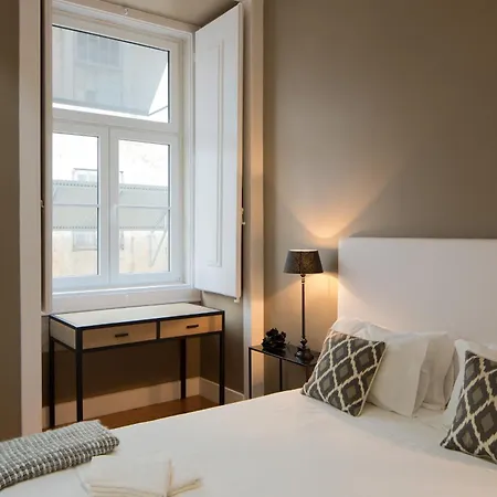 Stylish Centre In Cais Do Sodre, Lisbon, Near Nightlife & Metro, 1b - Ttl281 Apartman