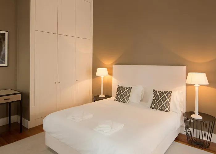 Stylish Centre In Cais Do Sodre, Lisbon, Near Nightlife & Metro, 1b - Ttl281 *