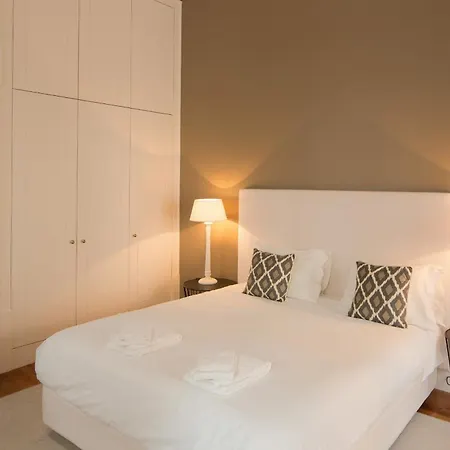 Apartamento No Cais Do Sodre, Zona Com Muita Vida Noturna, Ttlsp55 *